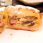 User's review image for パティスリー カフェ ロール