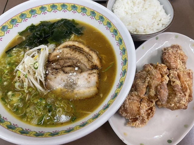 用户对于唐子ラーメン的评论高清图