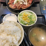 User's review image for 肉屋の正直な食堂 新宿御苑店
