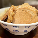 用戶對於ラーメン 雷 東京本丸店的評論圖