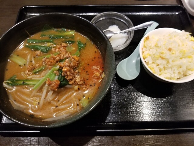 用户对于上海厨房　 東口店的评论高清图