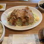 用戶對於よねやまのぶたやき的評論圖