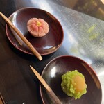 用户对于鶴屋吉信的评论图