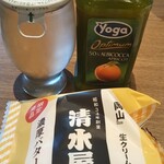 用户对于TSUTAYA BOOKSTORE SHARE LOUNGE MARUNOUCHI的评论图