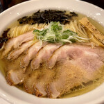 用户对于サッポロ ラーメン ハチ的评论图