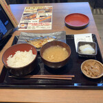 用戶對於炭火焼干物定食 しんぱち食堂 エミオ田無店的評論圖