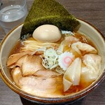 用户对于中華そば かみなり雲呑的评论图