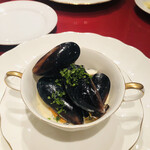 User's review image for Azur