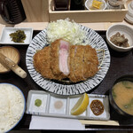 用戶對於とんかつ 知青的評論圖