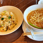 用戶對於中華料理 頤和園 天神店的評論圖