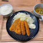 用戶對於三陽食堂的評論圖