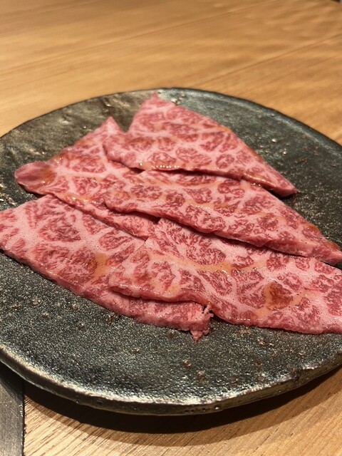 User's recommendation image for YAKINIKUEN忍鬨 梅田店