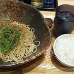 用户对于汁なし担担麺専門 キング軒 銀座出張所的评论图