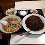 用户对于逸香坊的评论图