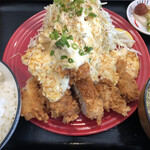 用戶對於とりかつ たるたる 金いろ的評論圖