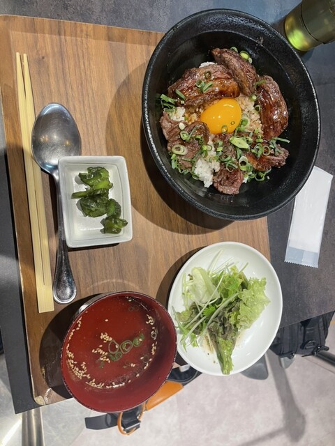 用戶對於肉山食堂的評論高清圖