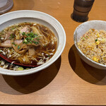 用户对于四川食堂 KARyu的评论图