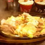 用户对于スタミナ鉄板 博多アイアンマン 平尾店的评论图