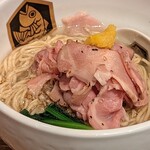 用户对于真鯛らーめん 麺魚 秋葉原UDX秋葉原拉麺劇場店的评论图