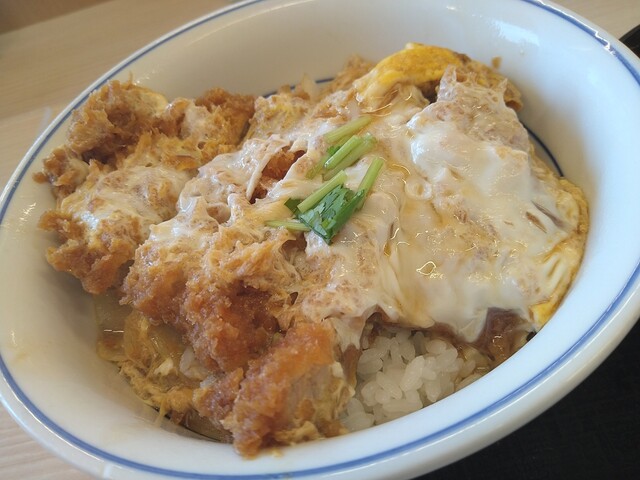 用户对于かつや 苫小牧店的评论高清图