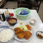 用户对于三宝食堂的评论图