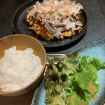 用戶對於お好み焼き・もんじゃ焼き 清十郎 本町店的評論圖