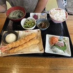 用戶對於夜明茶屋的評論圖