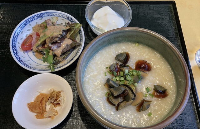 用戶對於咸亨酒店的評論高清圖