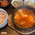 用户对于韓国スープ定食 ピニョ食堂的评论图