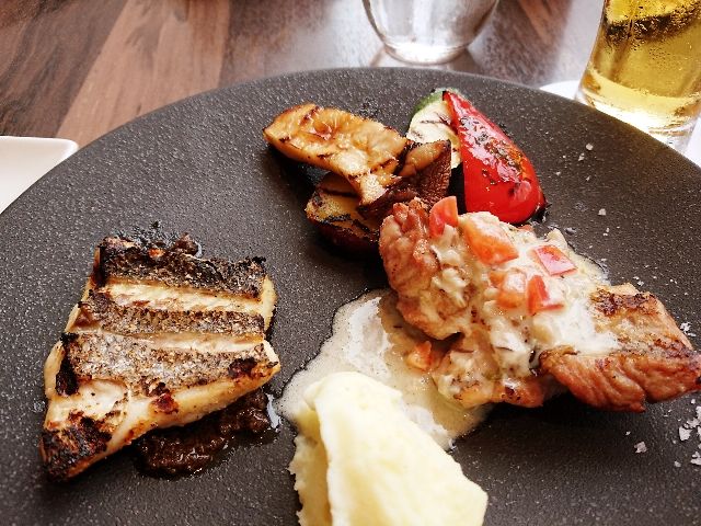 User's review image for Dining＆Bar LAVAROCK