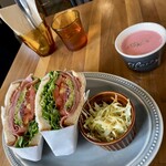 用户对于ブラスカフェ的评论图