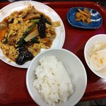 用戶對於新中華 三食四季的評論圖