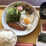 用户对于ロイヤルホスト 桜川店的评论图