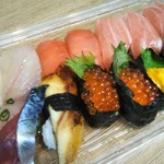 用戶對於湾岸市場的評論圖