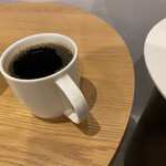 用户对于TSUTAYA BOOKSTORE SHARE LOUNGE MARUNOUCHI的评论图