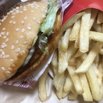 用户对于マクドナルド 小倉駅前店的评论图