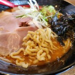 用户对于僕は麺だけを傷つけない的评论图