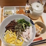 User's review image for だし茶漬け+肉うどん えん 日本生命札幌ビル店