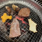 用户对于焼肉・しゃぶしゃぶ 肉の鶴々亭的评论图