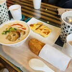 User's review image for wanna manna 東京 飯田橋サクラテラス店