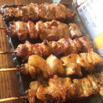 用戶對於もつ焼き 煮込み ヤリキ 上野支店的評論圖