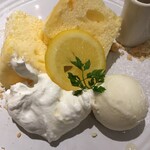 用户对于梅田 阪急三番街 リバーカフェ的评论图