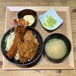 用户对于新潟カツ丼 タレカツ 神保町すずらん通り店的评论图