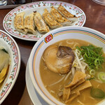 用户对于餃子の王将 篠店的评论图