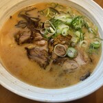 用戶對於とんこつラーメン 薫的評論圖