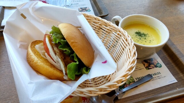 User's recommendation image for フレッシュネスバーガー グランエミオ大泉学園店