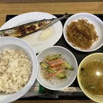 用戶對於監獄食堂的評論圖