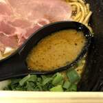 用户对于麺ジャラスK的评论图
