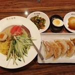 User's review image for 24時間 餃子酒場 高田馬場店