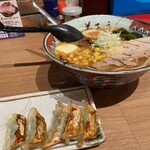 用戶對於弟子屈ラーメン 新千歳空港店的評論圖